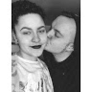 Meet your Posher, Devin